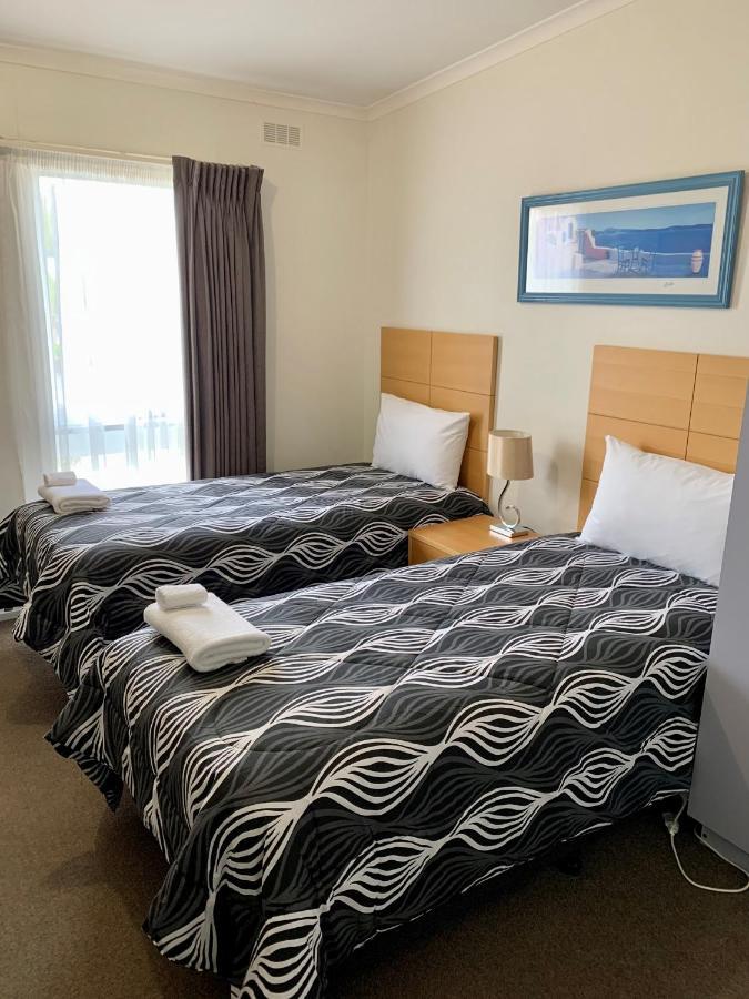 Seahorse Motel 카우즈 외부 사진
