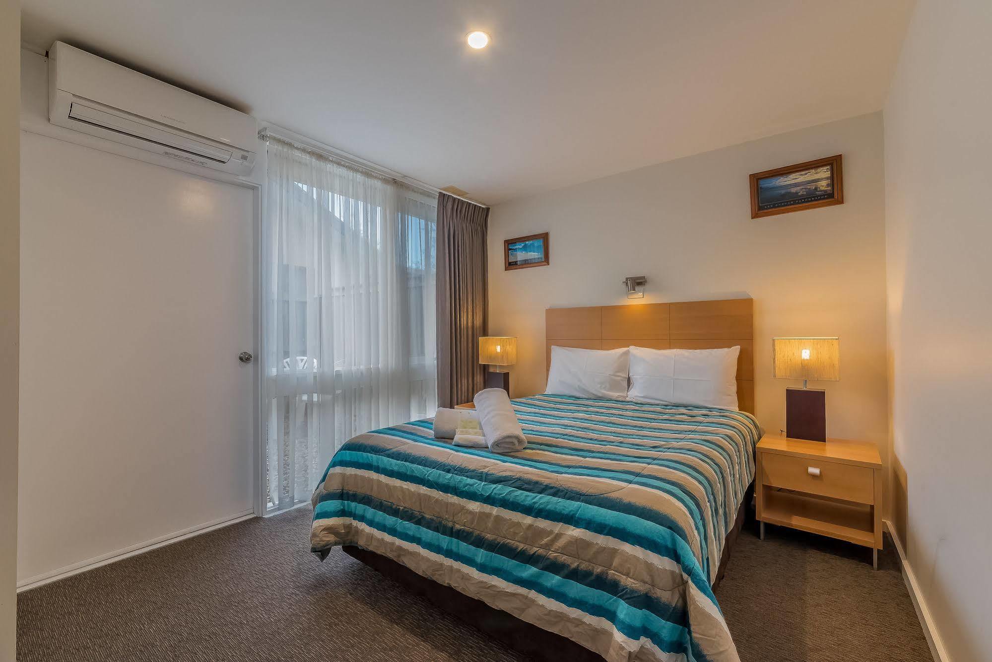 Seahorse Motel 카우즈 외부 사진